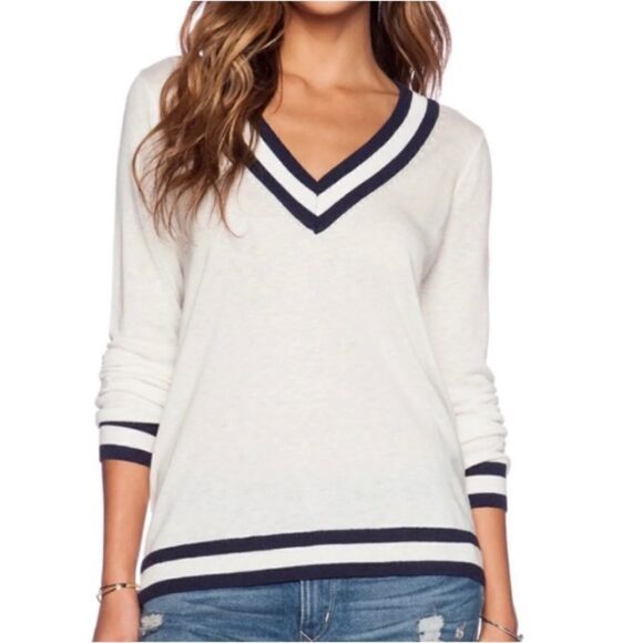 C&C California Cream and Navy Blue Vneck Sweater - Picture 1 of 6
